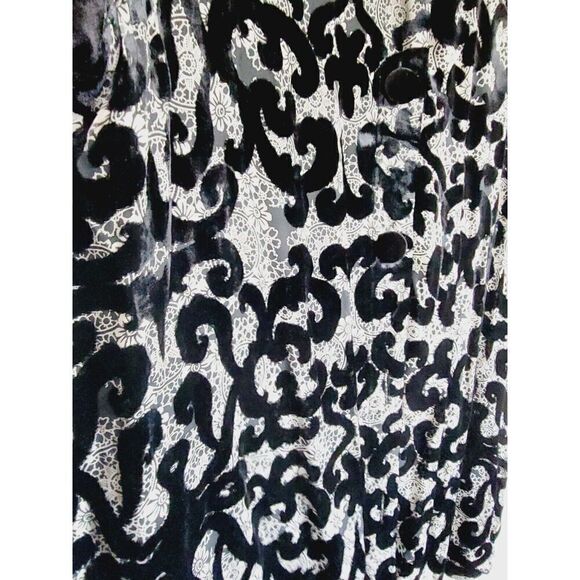 Chico's Travelers 1 Black Velour‎ & Lace Burnout Shirt Front Button Silk Blend - Picture 4 of 6